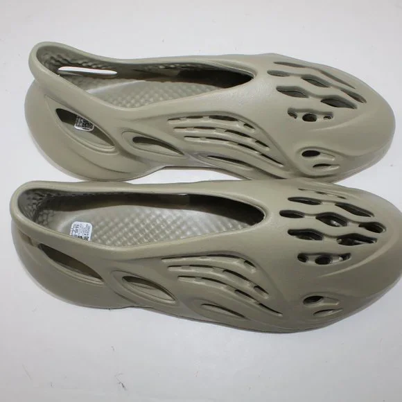 Yeezy Foam Runner RNNR NWT Men's 14 Stone Salt Slides Shoes Sandals GV6840 - Picture 5 of 14